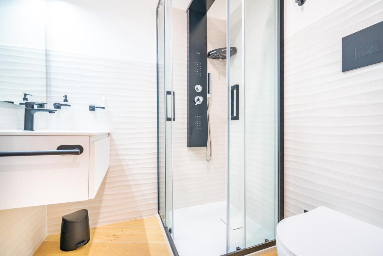 Sunscape Rooms Cagliari City Center Bagian luar foto