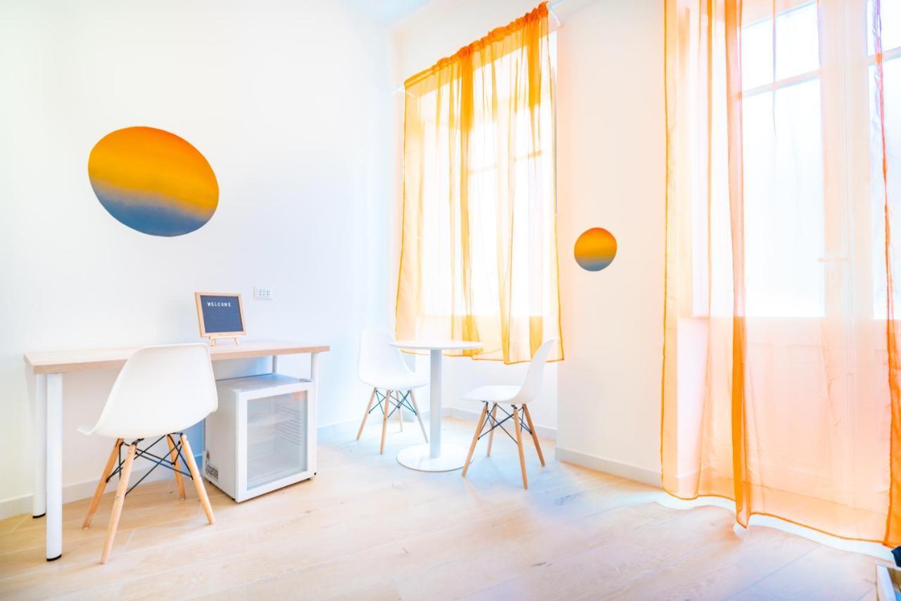 Sunscape Rooms Cagliari City Center Bagian luar foto