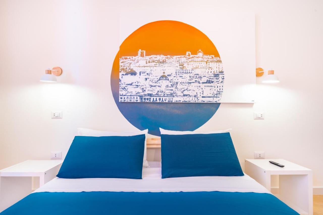Sunscape Rooms Cagliari City Center Bagian luar foto