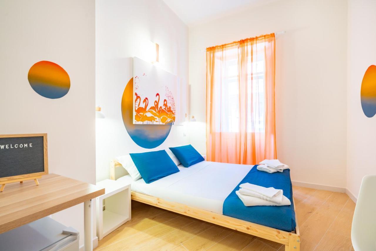 Sunscape Rooms Cagliari City Center Bagian luar foto