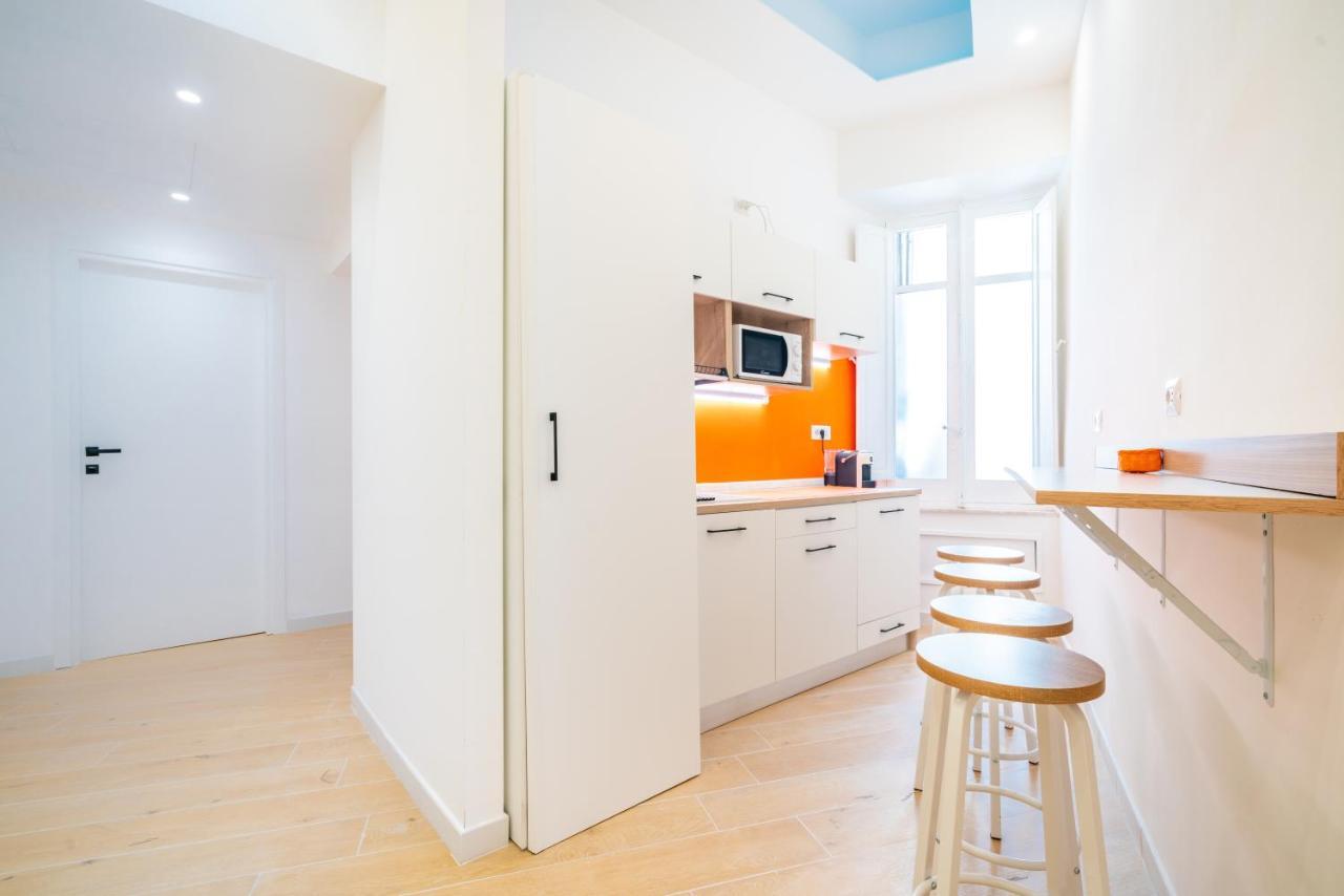 Sunscape Rooms Cagliari City Center Bagian luar foto