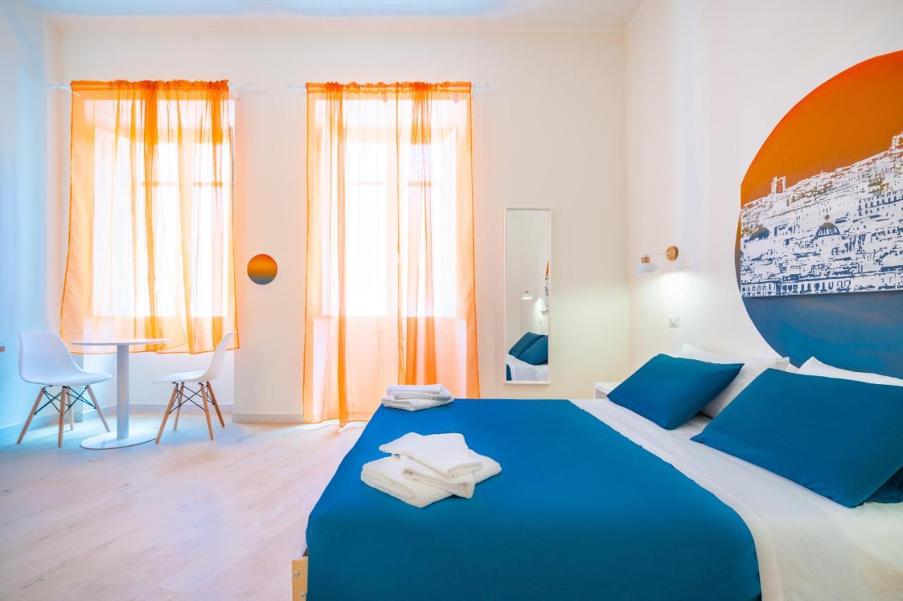 Sunscape Rooms Cagliari City Center Bagian luar foto