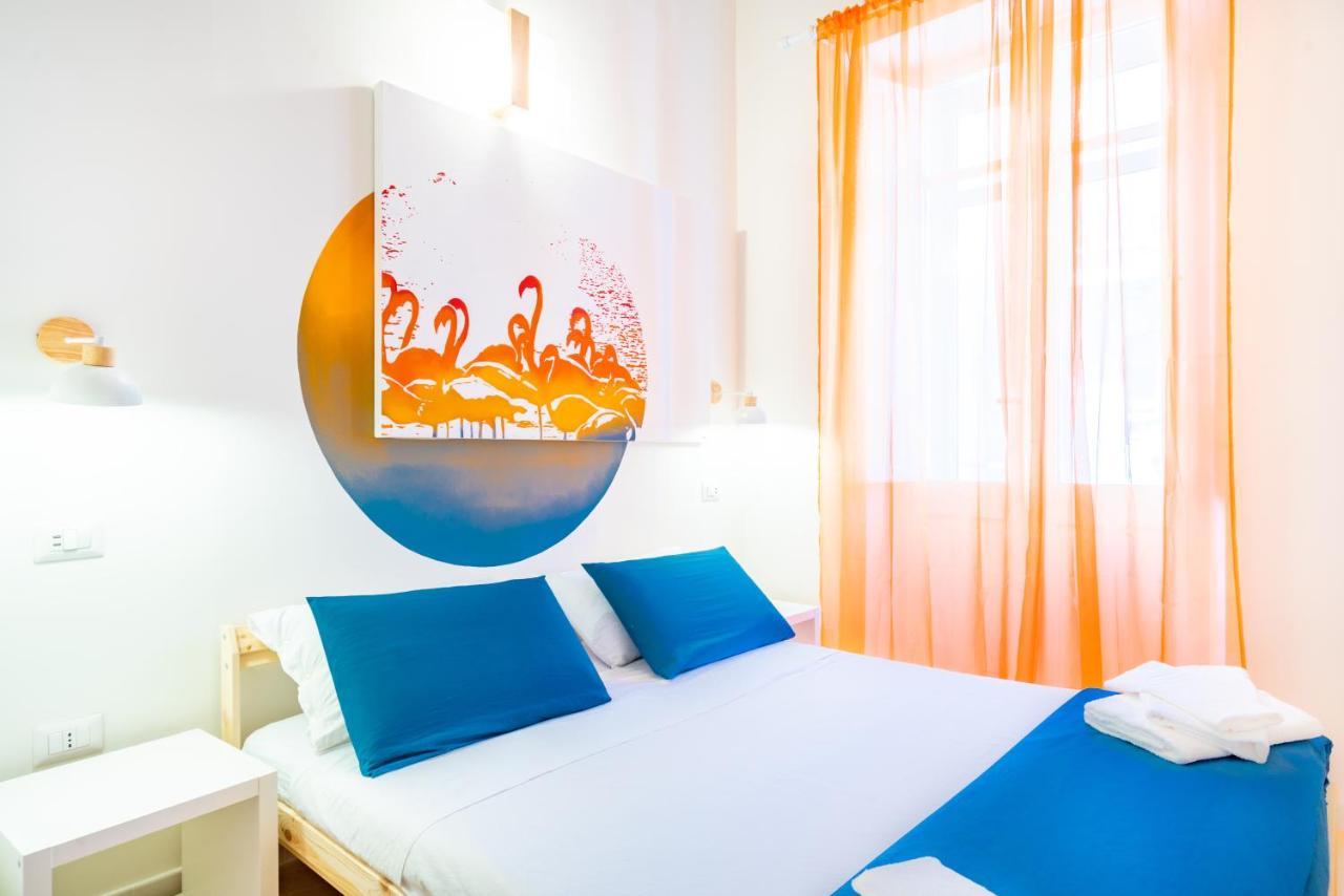 Sunscape Rooms Cagliari City Center Bagian luar foto